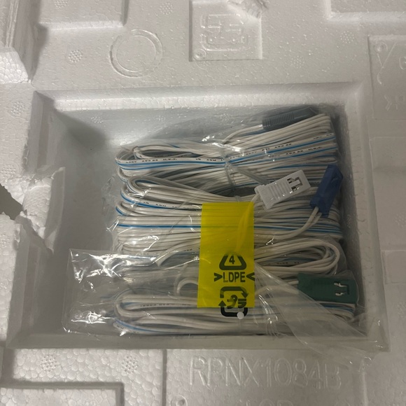 Panasonic SC-BTT270 3D Blu ray disc Theater System 1000W No Remote - Picture 6 of 9